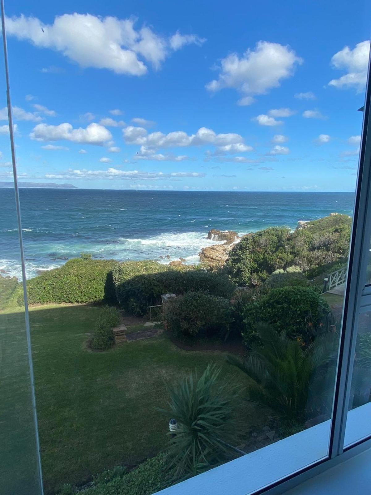 Bayview 208 Apartment Hermanus Exterior photo